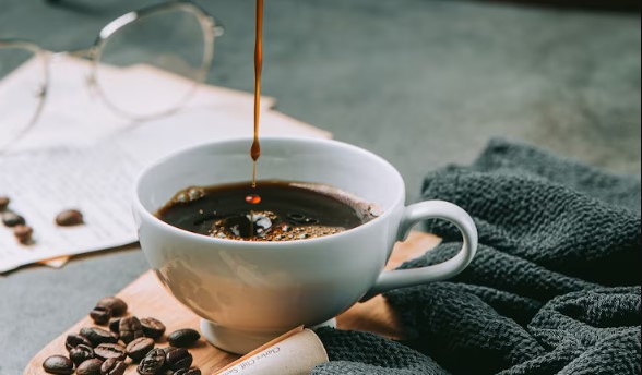 minum kopi setiap hari