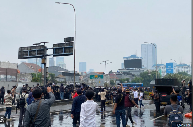 demo dpr 25 agustus 2025