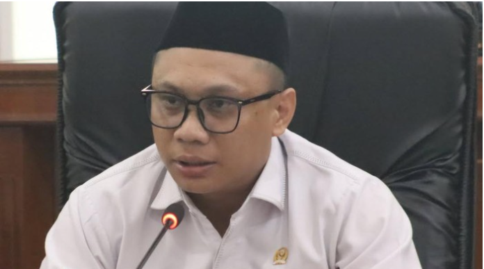 Wahyudin Moridu dituduh hendak merampok uang negara, membuat heboh netizen