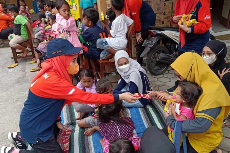 Anak Perempuan di Garis Depan Krisis Global 2025