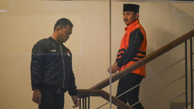 Bupati Termuda Bekasi Tersangka KPK Rp79M