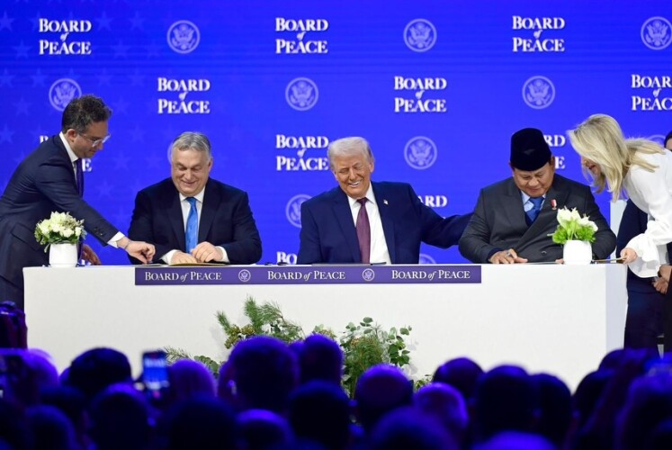 Prabowo Gabung Board of Peace Gaza Davos 2026