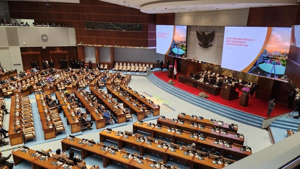 DPR Resmi Sahkan UU Perlindungan Saksi dan Korban dalam Paripurna