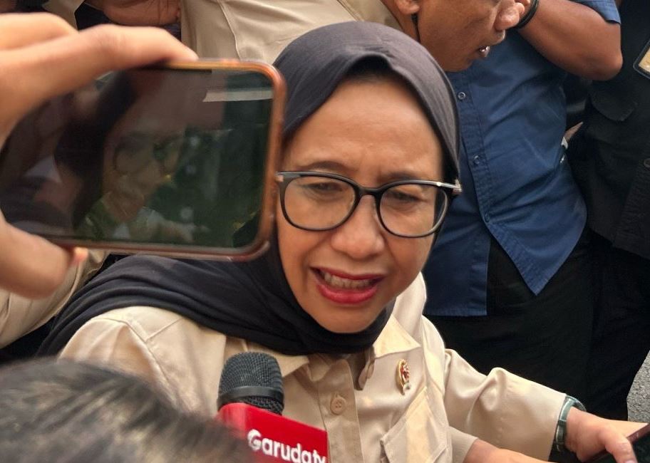 nanik s deyang
