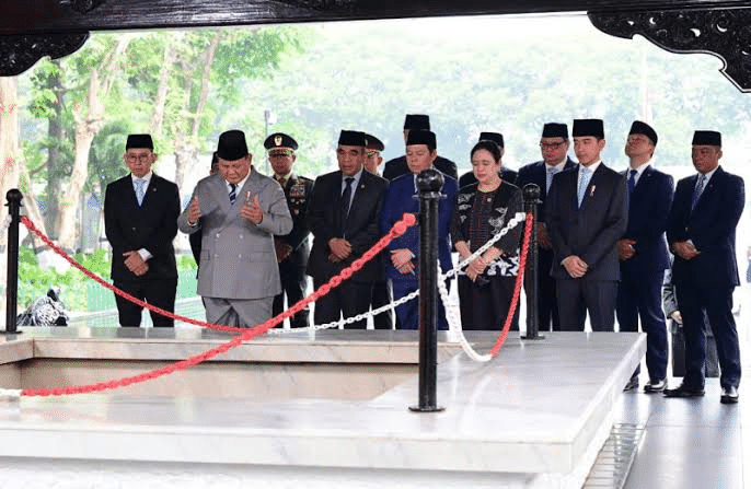 Prabowo Pimpin Upacara Kesaktian Pancasila di Lubang Buaya